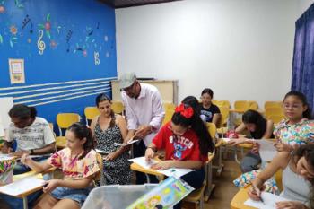 Professores inspiram milhares de vidas por meio da arte e da cultura