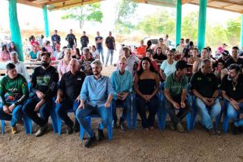 Equipamentos garantidos por Ezequiel Neiva fortalecem produção rural em Campo Novo de Rondônia