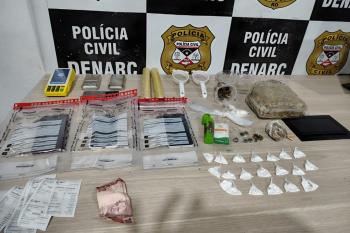 Denarc apreende skunk, cocaína, oxi e haxixe com dois irmãos