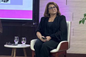 Diretora do SINJUR destaca protagonismo da servidora durante abertura da Semana da Mulher no TJRO