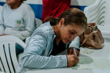 Vilhena entrega 45 títulos definitivos a produtores rurais e avança na regularização fundiária