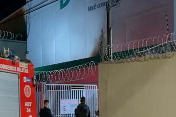 Criminosos jogam Coquetel Molotov em prédio de empresa em Porto Velho