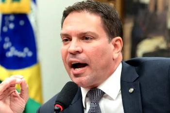 Prisão de Ramagem é fruto da cooperação entre Brasil e EUA, diz PF