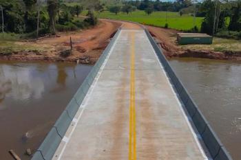 Ponte sobre o Rio Pimenta Bueno entra na fase final e amplia a mobilidade da região 