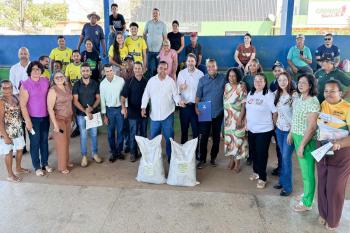 Agricultores de Nova União e Candeias do Jamari são beneficiados com emenda do deputado Alex Redano