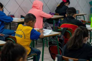 Atenção, pais: transfira seu filho para uma escola perto de casa