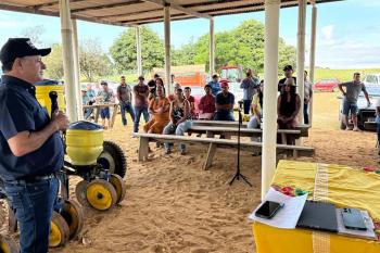 Associação Sol Nascente de Campo Novo recebe implementos agrícolas com recurso do deputado Pedro Fernandes
