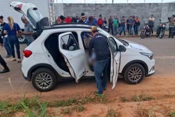Homem é encontrado morto dentro de veículo na zona Leste 