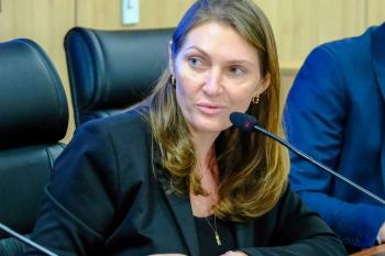 Deputada Lebrinha destina R$ 150 mil para construção de barracão da AGROPEC em Cujubim