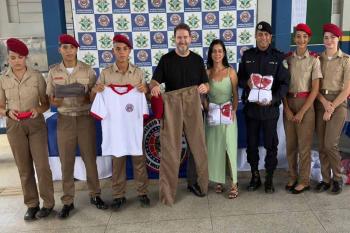 Alex Redano prestigia entrega de 604 uniformes no CTPM III e garante investimento de R$ 140 mil em Ariquemes