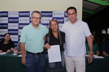 Prefeitura de Rolim de Moura realiza entrega de títulos de propriedade aos moradores do bairro Bom Jardim