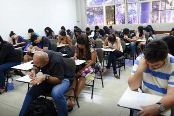 Encceja é no próximo domingo; saiba como consultar locais de provas