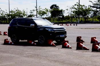 Segurança institucional ganha reforço com curso de condução policial automotiva promovido pelo governo 