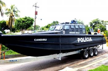 Governo de Rondônia investe 28 milhões em equipamentos e entrega primeira lancha blindada para Segurança Pública