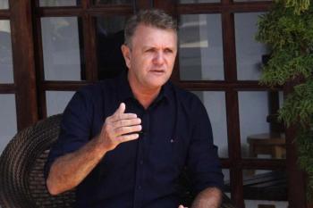 Luizinho Goebel manifesta solidariedade à família de Newton Schramm pelo falecimento de Noemi Schramm