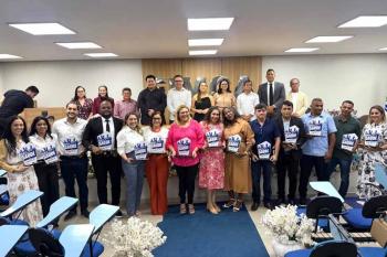 Profissionais da saúde do município de Jaru foram homenageados na noite da última terça-feira (16)