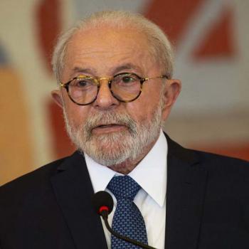 Lula conversa com papa sobre guerra na Ucrânia e combate à fome