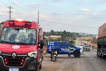 Colisão entre motociclistas deixam duas pessoas feridas na BR-364