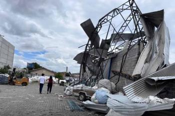 Cidade do Paraná é atingida por ventos fortes de até 180 km/h