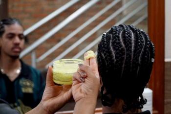 Orientações para uso de pomadas capilares reforçam segurança em saúde durante Carnaval em Rondônia