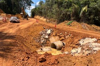 Prefeitura inicia obra de alargamento da via no bairro Nacional