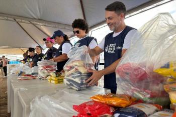 Prefeitura de Porto Velho arrecada mais de 11 toneladas de alimentos e mais de 15 mil caixas de chocolate e reforça solidariedade popular