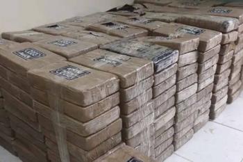 Operação internacional apreende 1,3 t de cocaína em alto mar