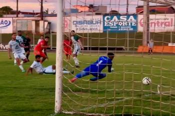 Com dois gols de Patrick, Guaporé bate o Monte Roraima e se classifica para a 3ª fase