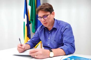Prefeitura inclui auxiliares de creche entre os profissionais da educação contemplados com gratificação por desempenho e produtividade