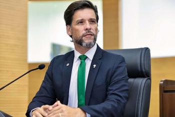 Aprovado projeto de Delegado Camargo que garante aos pais o direito de decidir sobre atividades de gênero nas escolas