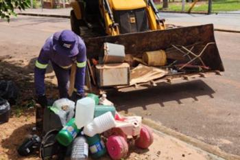 População adere ao projeto Cidade Limpa e colabora com a coleta de resíduos