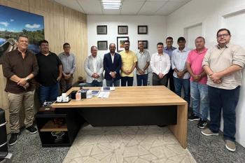 Laerte Gomes reúne prefeitos aliados e Casa Civil para alinhar ações e fortalecer parcerias nos municípios