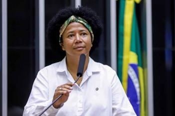 Deputada Sílvia Cristina alerta para queda no preço do leite e prejuízo aos produtores 