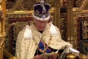 Rei Charles III diz que seu tratamento de câncer pode ser reduzido em 2026