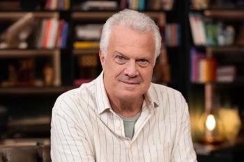 Pedro Bial confessa arrependimento ao expor vício do passado