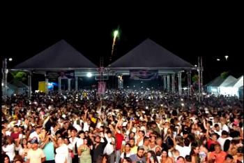 Ariquemes recebe 2026 com muita festa e alegria na Festa da Virada no Espaço Altenativo