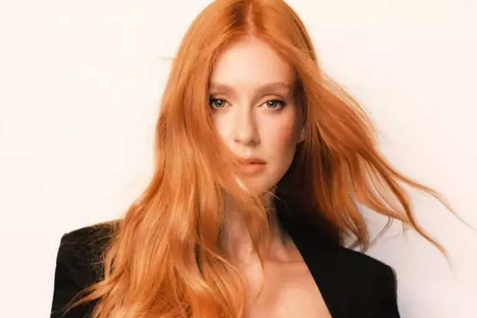 Marina Ruy Barbosa retorna ruiva e fala sobre reencontro com sua essência: “Sinto que estou em casa”
