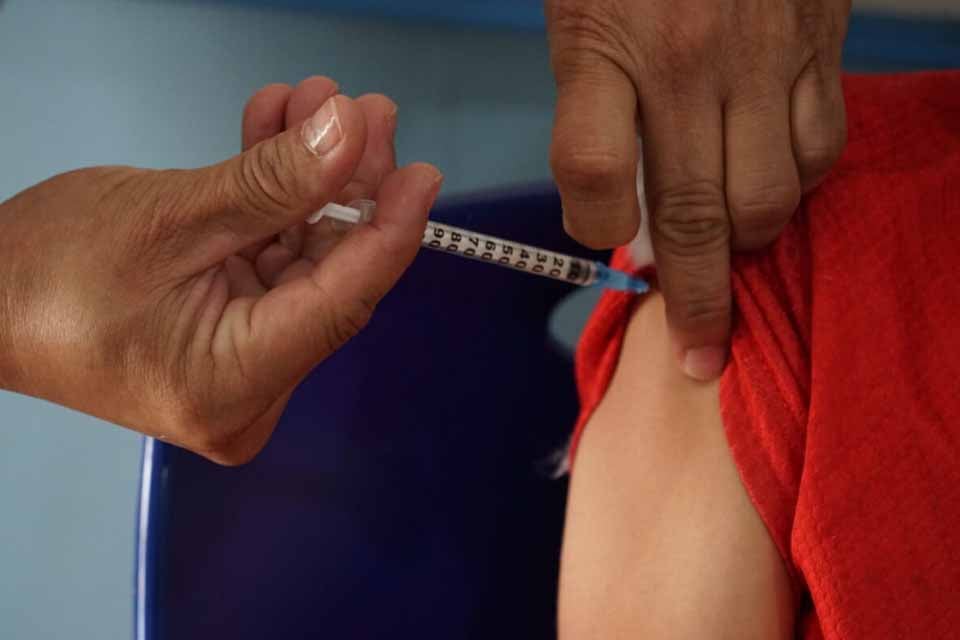 Governo de Rondônia reforça importância da atualização do cartão vacinal e informa pontos disponíveis para vacinação