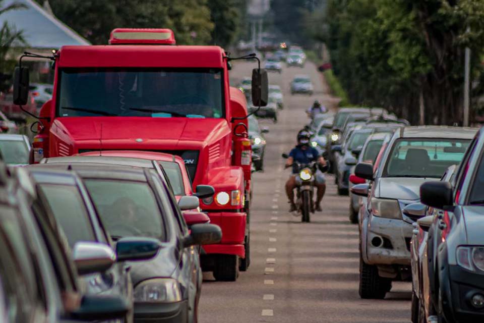 Detran Rondônia alerta os proprietários de veículos sobre prazos para licenciamento anual