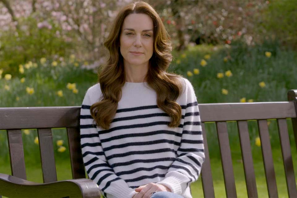 Kate Middleton revela diagnóstico de câncer