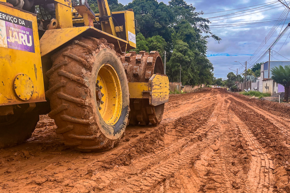 Prefeitura inicia processo de pavimentação da rua Rio Grande do Sul no setor 3