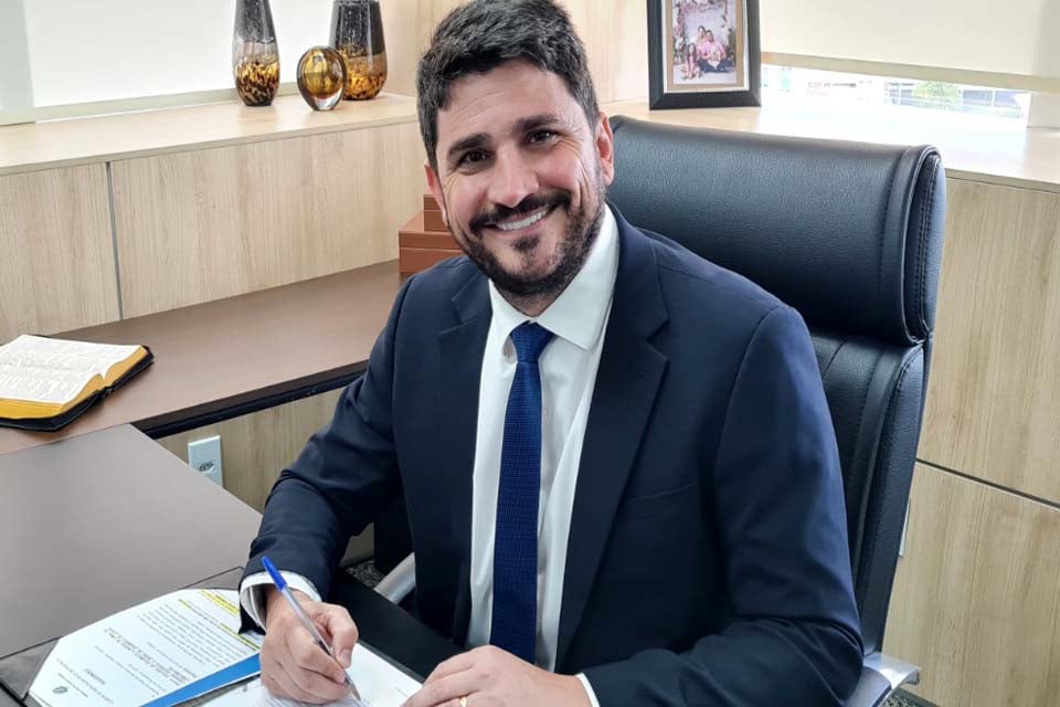 Jean Mendonça destaca compromisso com desenvolvimento no aniversário de Rondônia