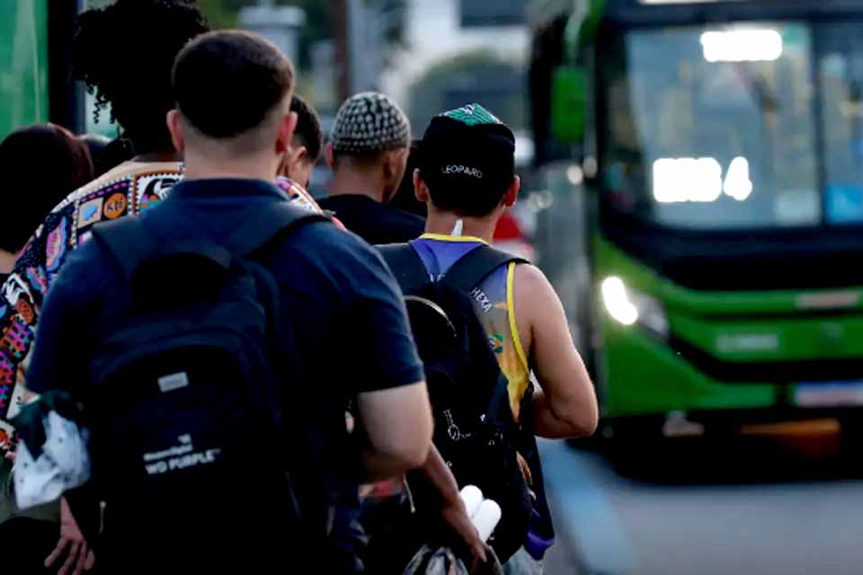 Problema técnico fará IBGE atrasar dado de emprego de julho em 18 dias