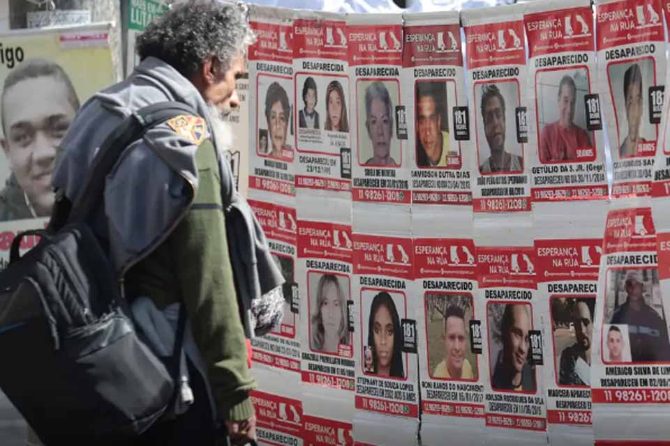 Brasil registrou 84,7 mil desaparecidos em 2025; média de 232 por dia