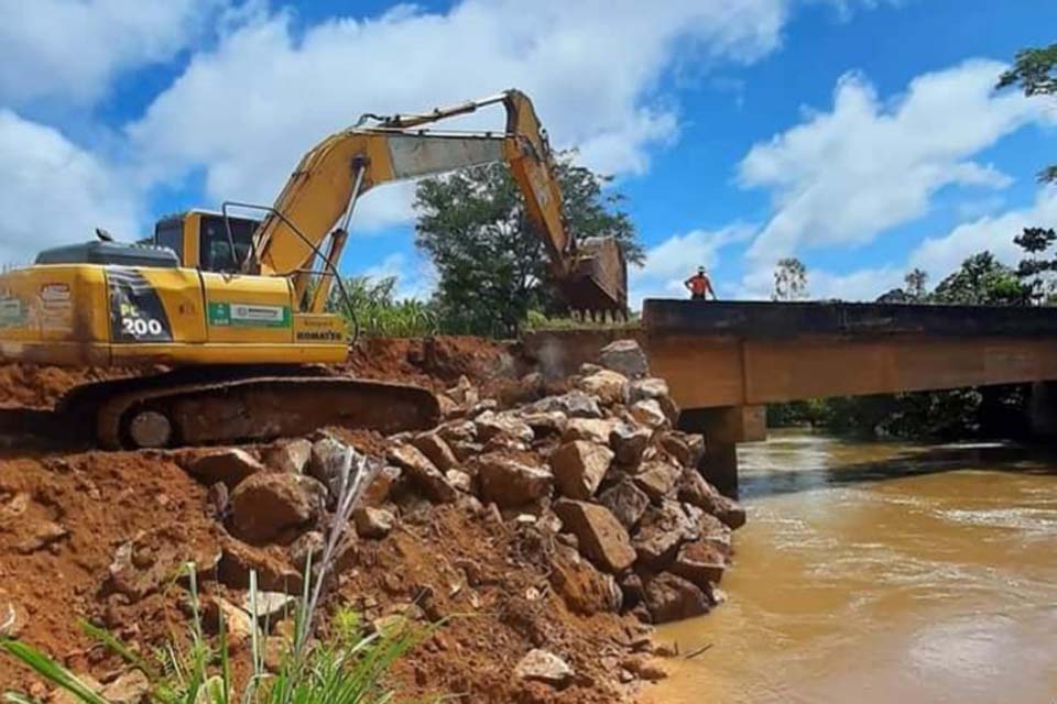 DER conclui obras em três pontes na região para sustentação das estruturas no período chuvoso