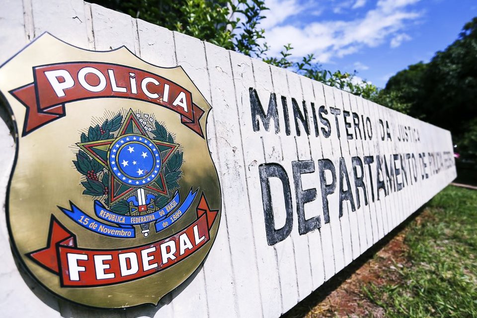 PF conclui segundo inquérito sobre atentado contra Bolsonaro