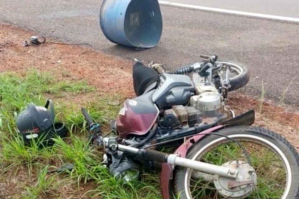  Motociclista fica gravemente ferido em colisão com carro BR-429