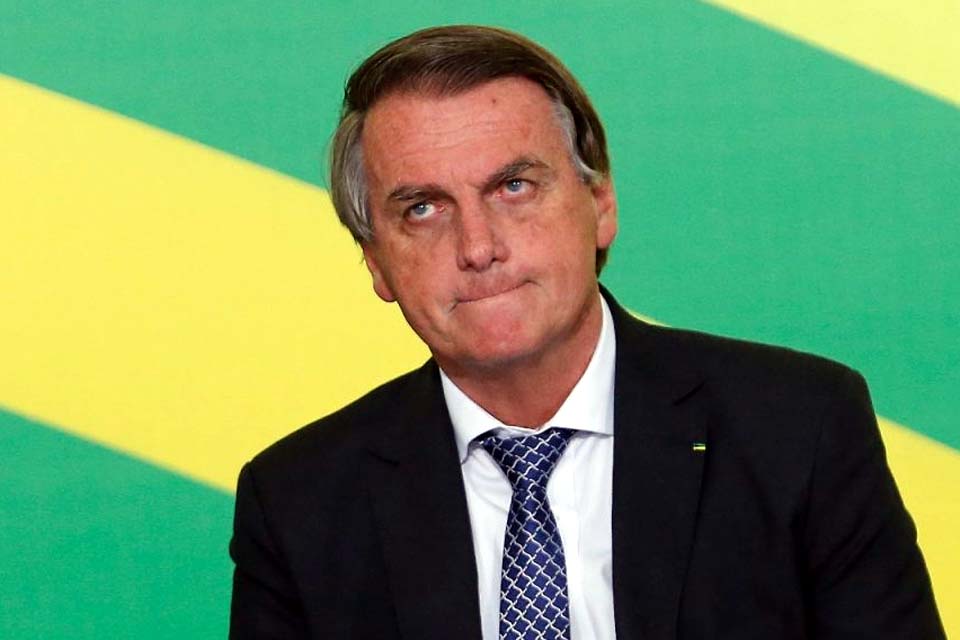 Moraes nega pedido de Bolsonaro para adiar depoimento à PF