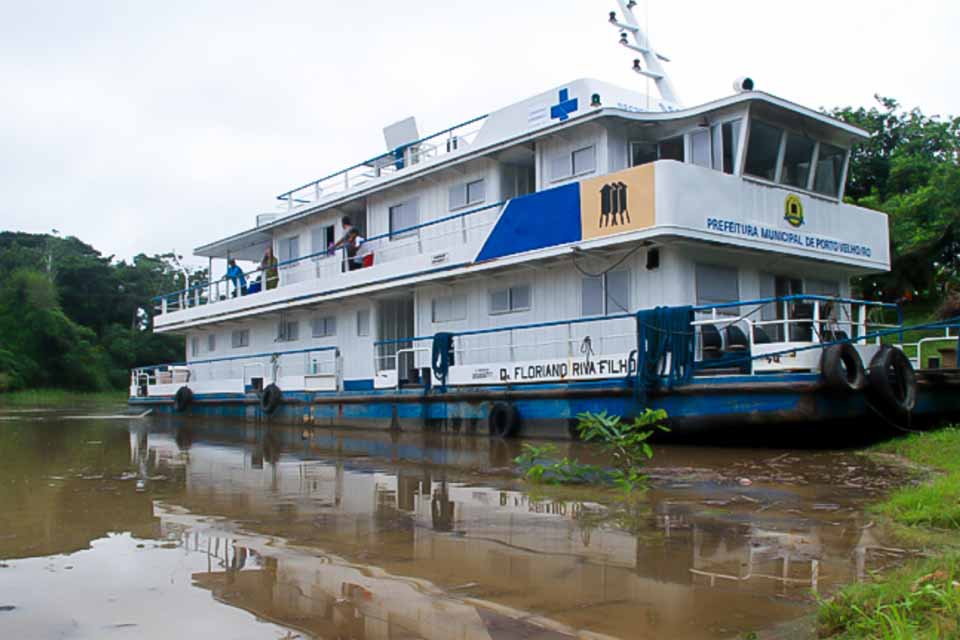 Prefeitura de Porto Velho disponibiliza Barco Saúde para atender Nazaré e outras comunidades atingidas pela cheia do Madeira