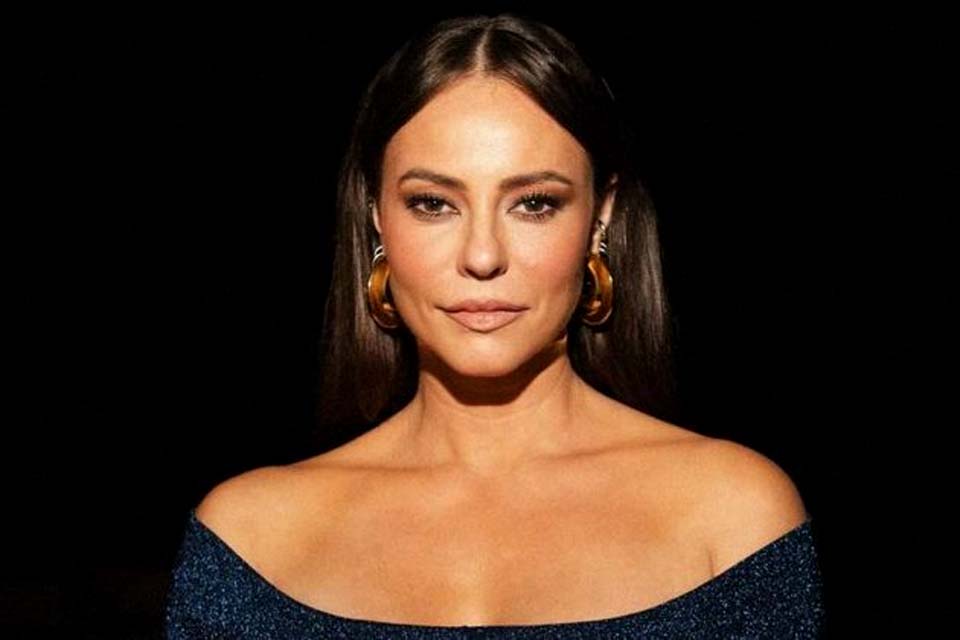 Paolla Oliveira celebra aniversário de 42 anos e emociona: “Minha melhor fase”